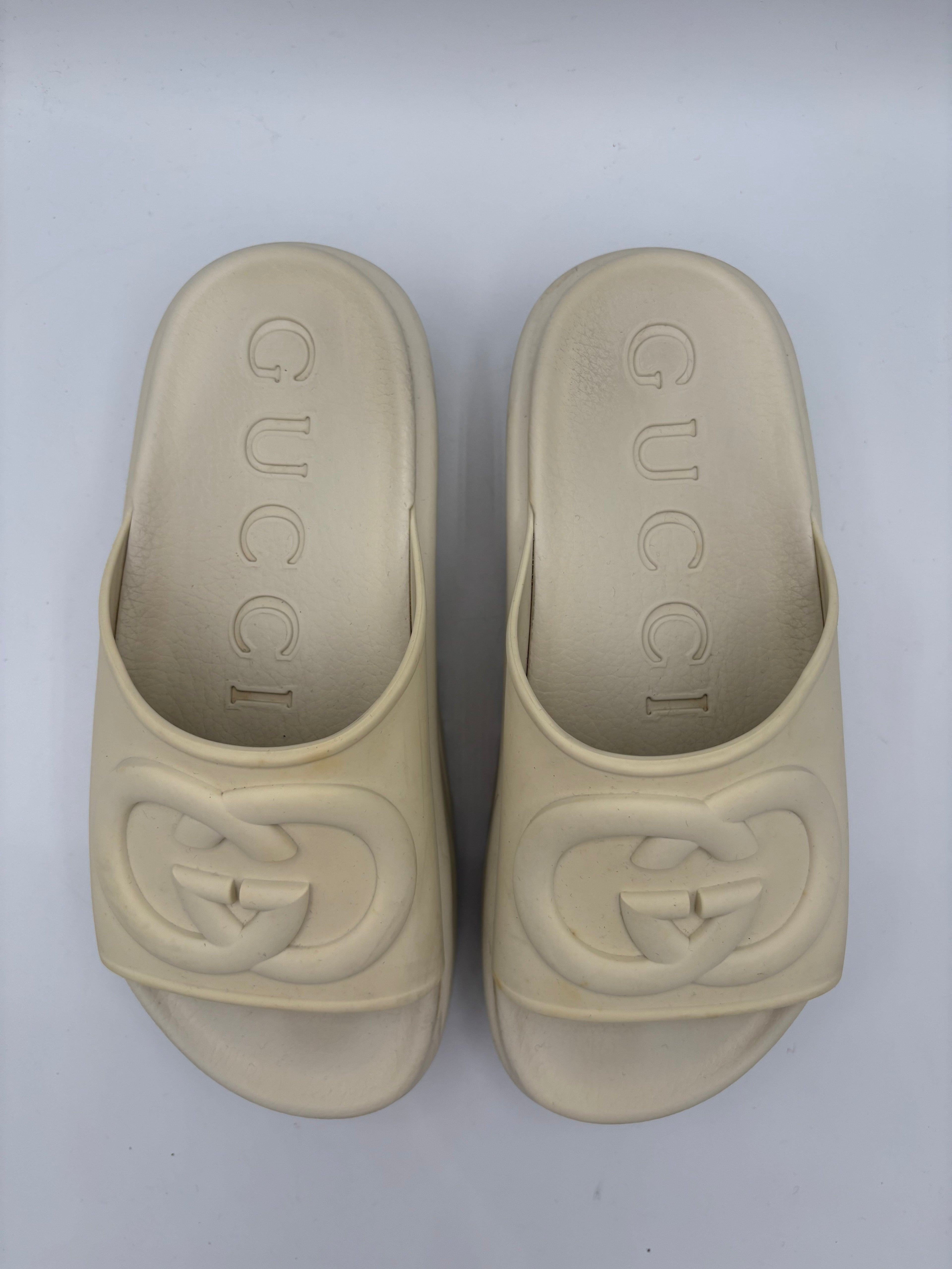 Gucci Sliders UK 3 EU 36 Beige Platform Rubber