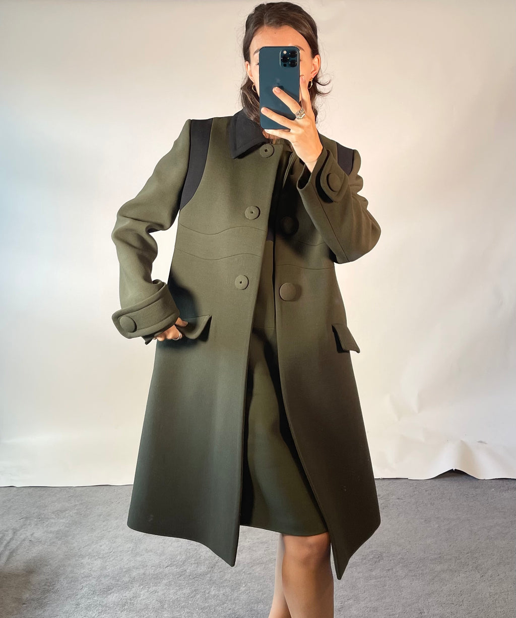 Prada IT44 UK12 Set Coat Dress Vintage Wool Khaki Black Contrast Buttoned Midi