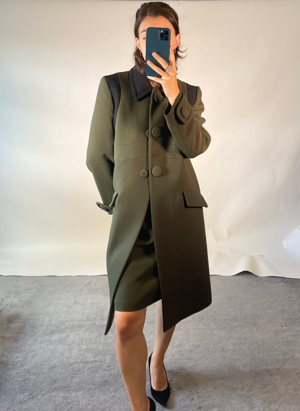 Prada IT44 UK12 Set Coat Dress Vintage Wool Khaki Black Contrast Buttoned Midi