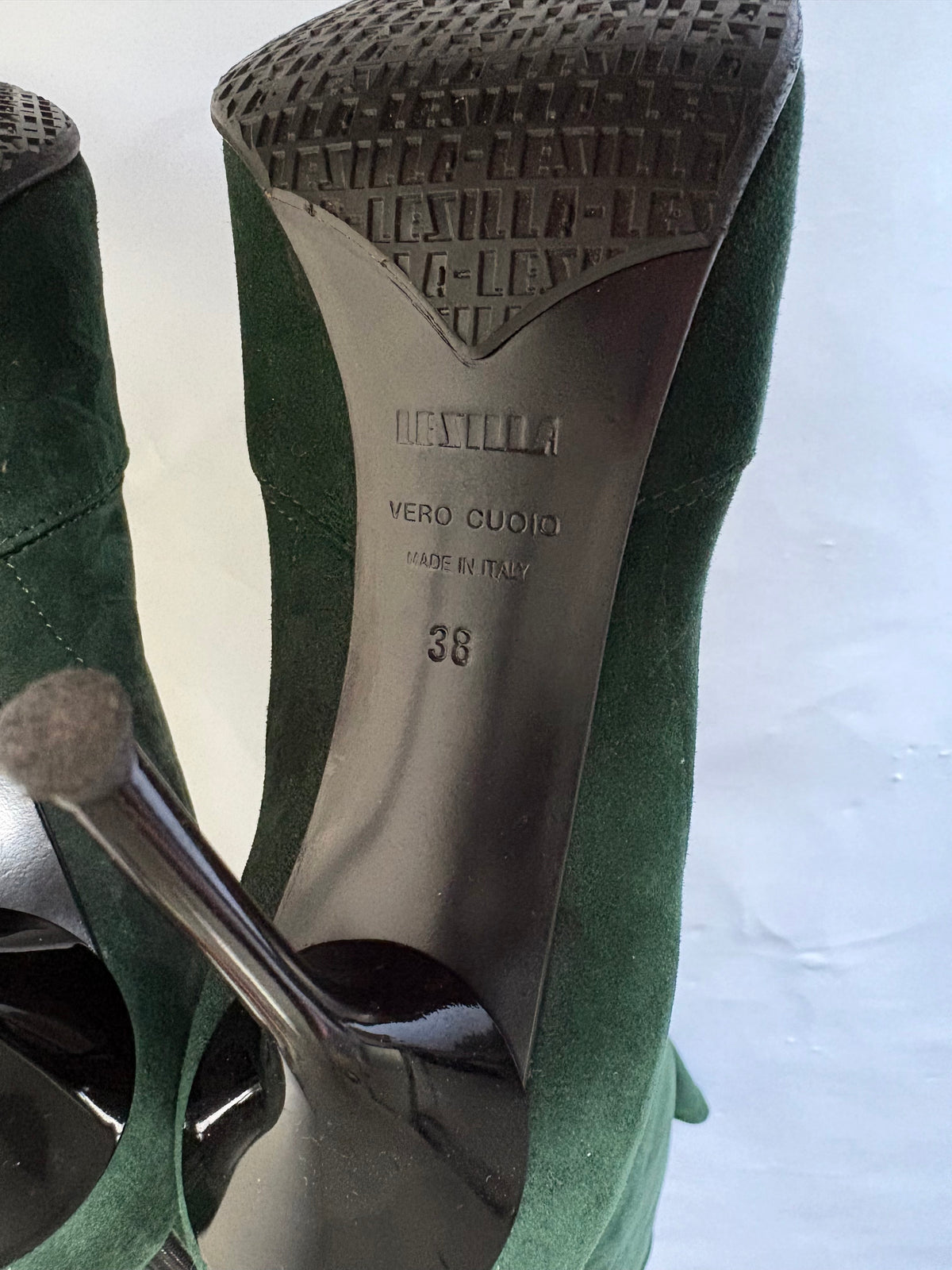 Le Silla Bottle Green Suede Pointed Toe Knee-High Stiletto Boots
