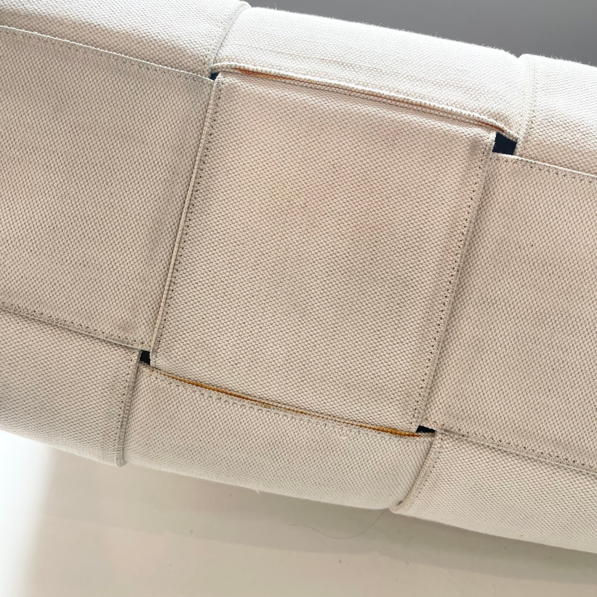 Bottega Veneta Large Arco Cream Tote Bag Maxi Intrecciato Cream Canvas