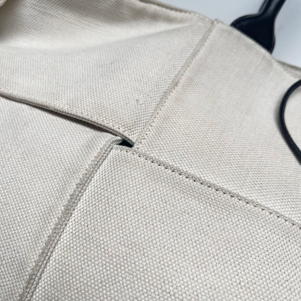 Bottega Veneta Large Arco Cream Tote Bag Maxi Intrecciato Cream Canvas