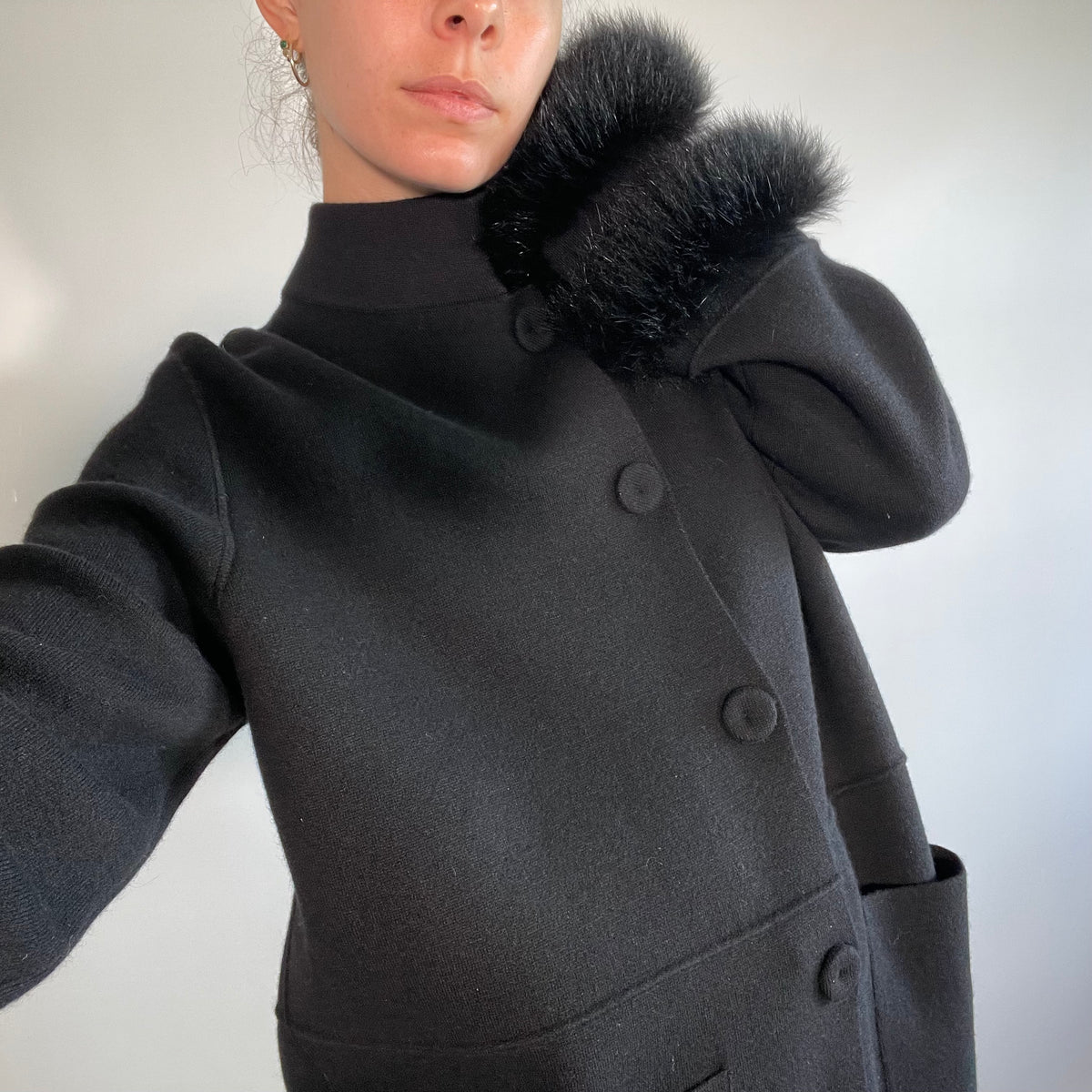 D. Exterior UK XL Cashmere Knitted Jacket