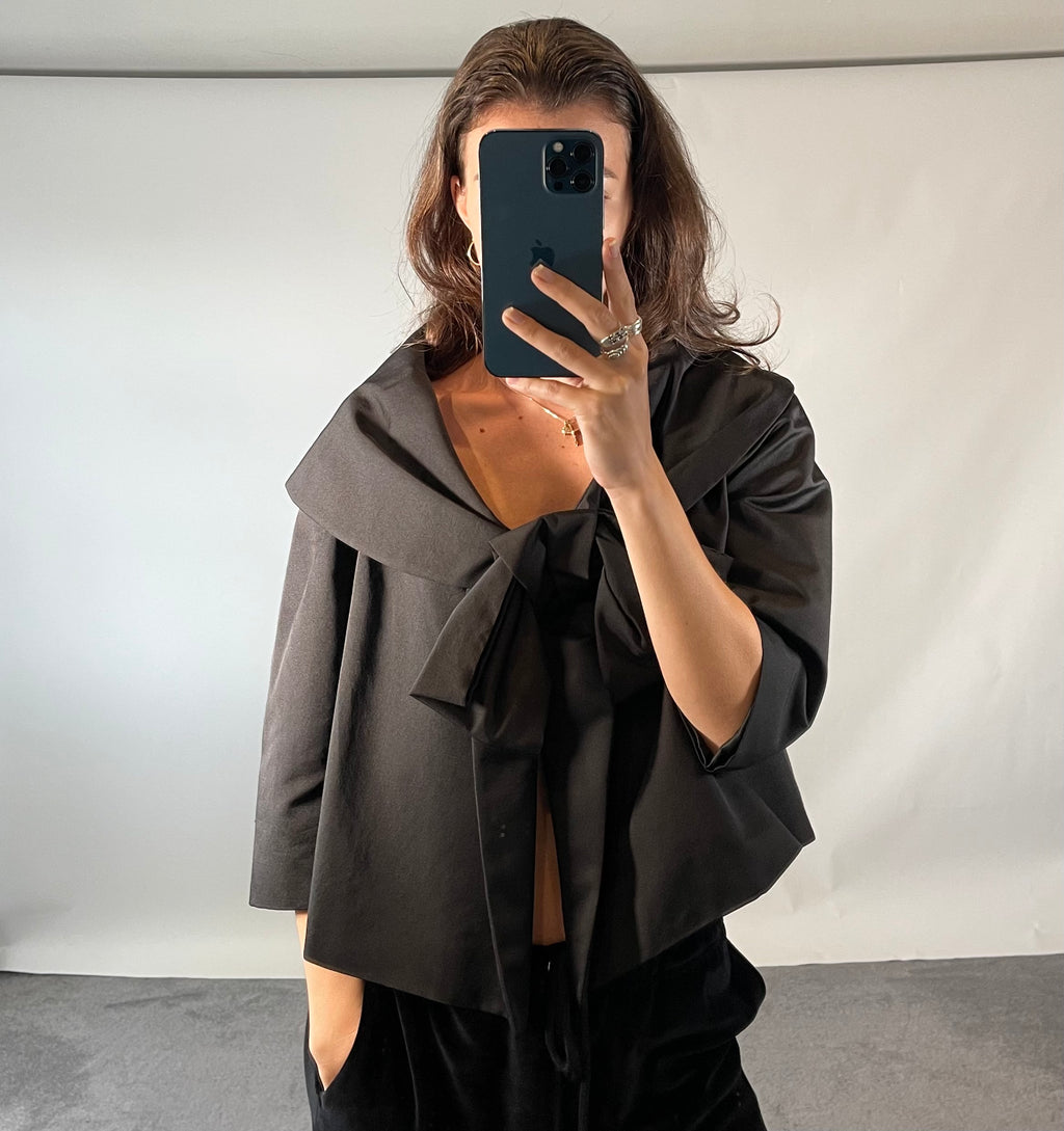 Giambattista Valli Black Wool and Silk Jacket with Bow Front