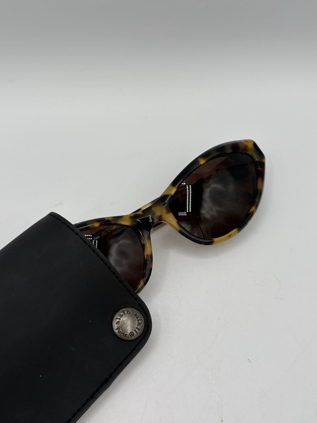 Alain Mikli Vintage 80s Cat Eye Sunglasses Brown Tortoiseshell Classic With Case