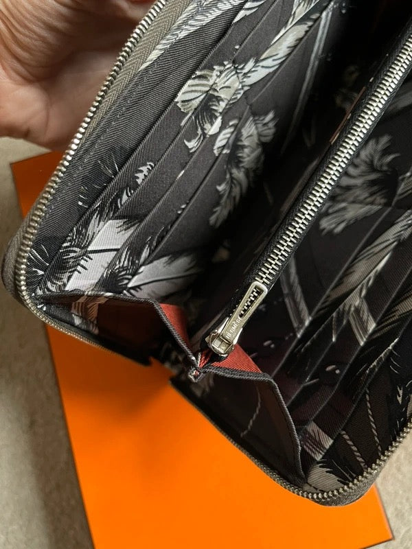 Hermès Wallet ‘Silk’In Classique’ Long Zip Grey Taupe Epsom Calfskin Embossed