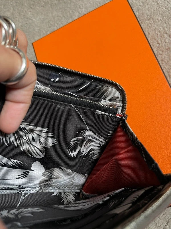 Hermès Wallet ‘Silk’In Classique’ Long Zip Grey Taupe Epsom Calfskin Embossed