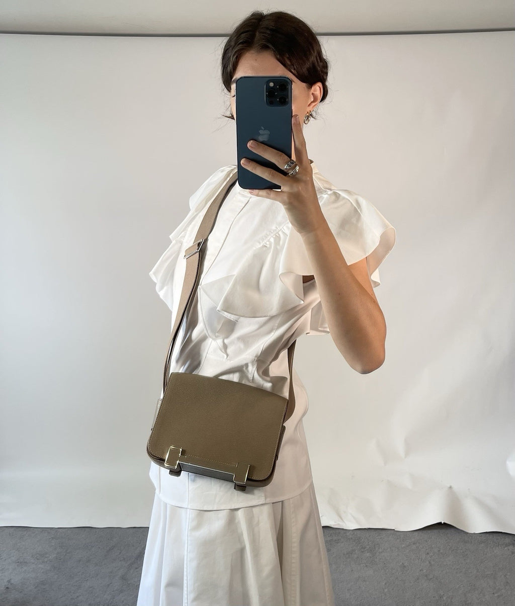 Hermes Geta Bag Étoupe Calfskin Leather ‘H’ Closure Canvas Shoulder Crossbody
